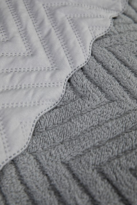 Liena Wellsoft Tek Kişilik Yatak Örtüsü - Gri Liena Wellsoft Tek Kişilik Yatak Örtüsü - Gri