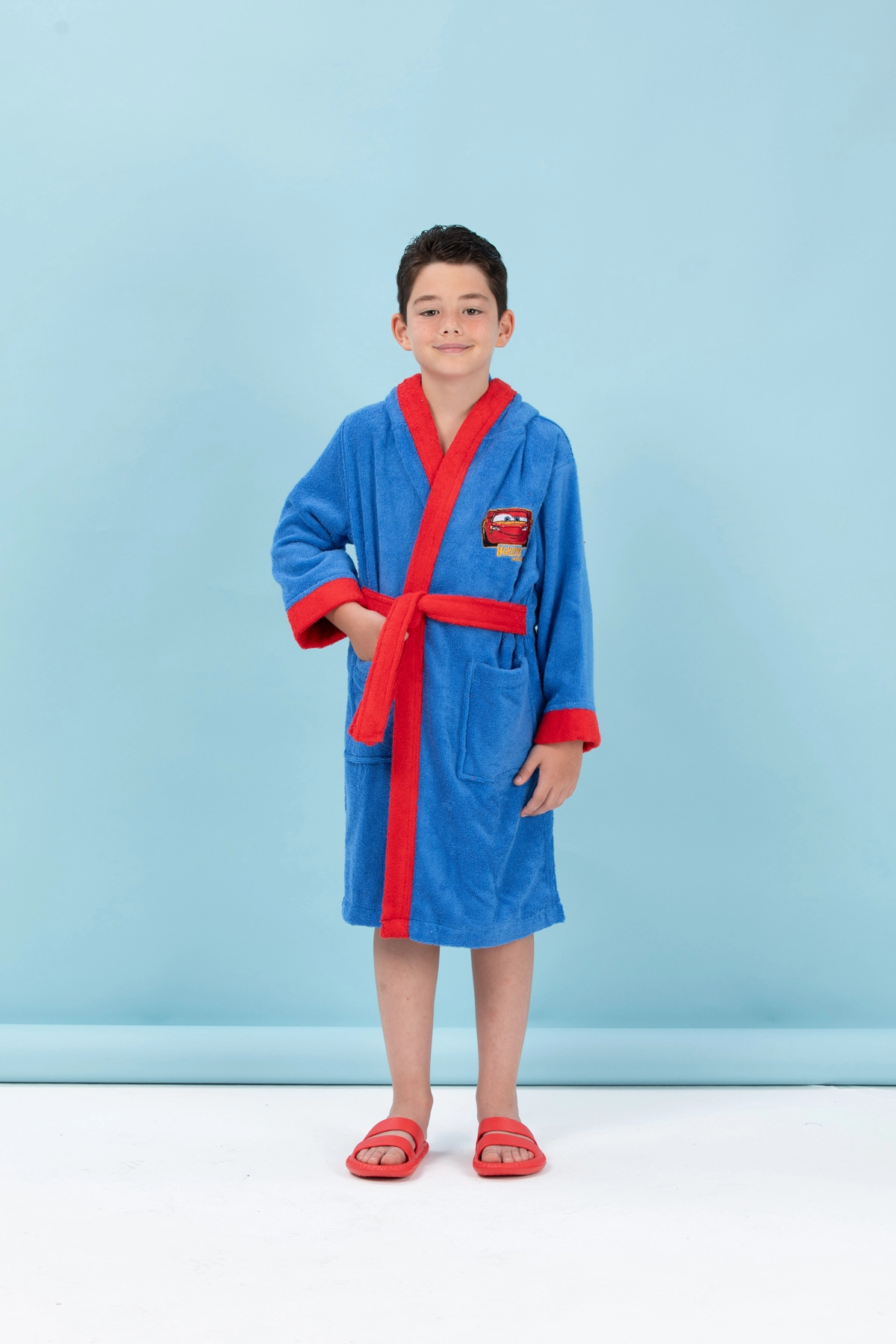 Özdilek Disney Cars Mc Queen Mavi Nakışlı Çocuk Bornozu 7-8 Yaş