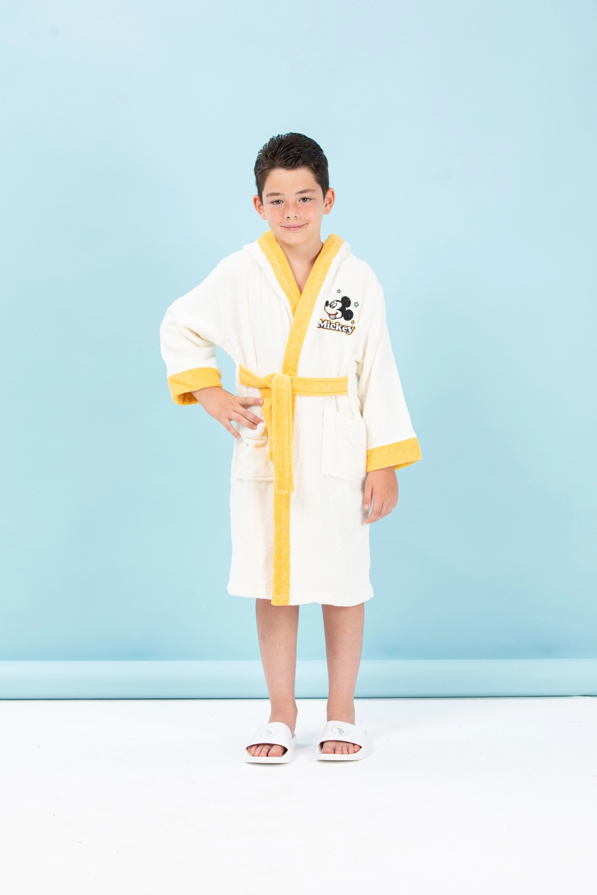 Özdilek Disney Mickey M.Star Krem Nakışlı Çocuk Bornozu 9-10 Yaş