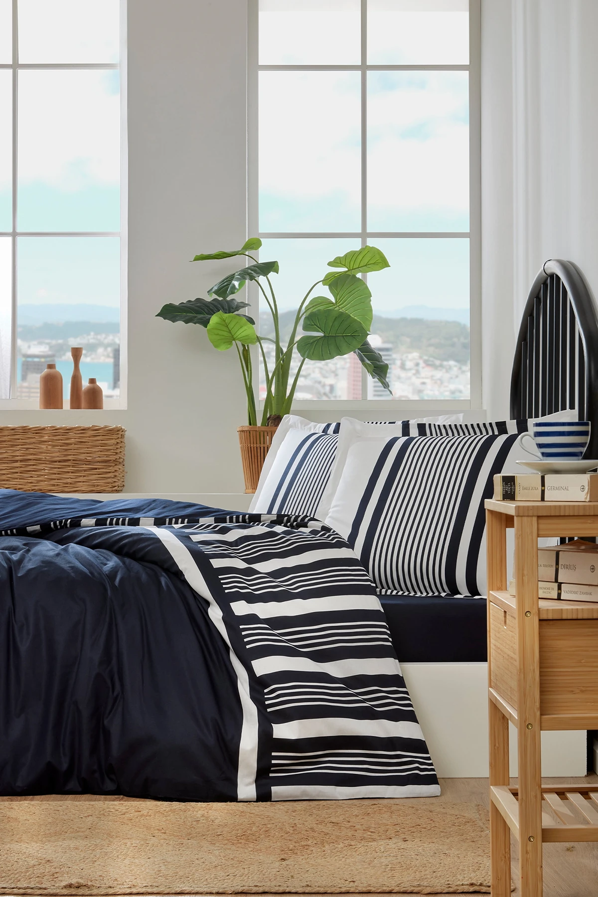 Özdilek Wonder Fitted Çift Kişilik Nevresim Takımı - Lacivert Özdilek Wonder Fitted Çift Kişilik Nevresim Takımı - Lacivert