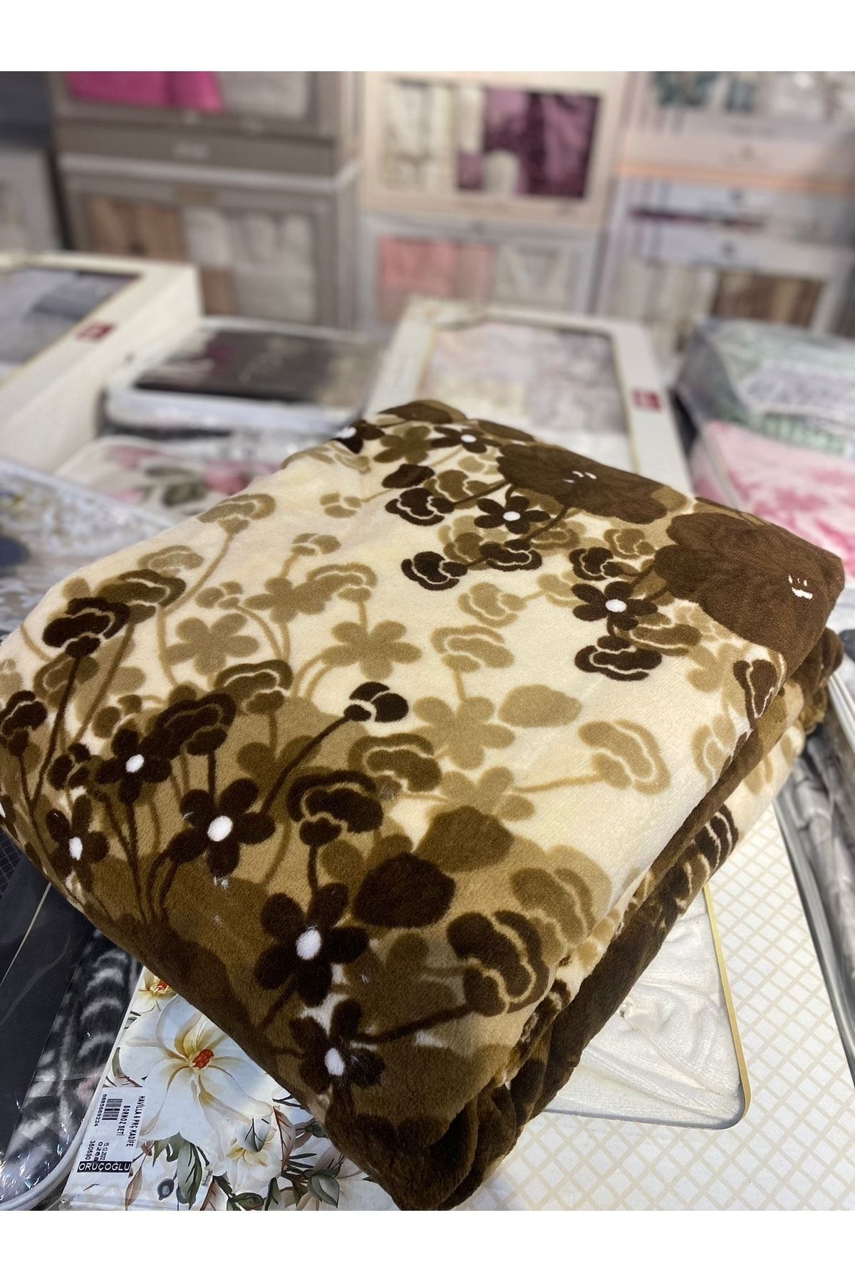 Sarar Wellsoft Çift Kişilik Battaniye 4 Kg - Bahar Sarar Wellsoft Çift Kişilik Battaniye 4 Kg - Bahar