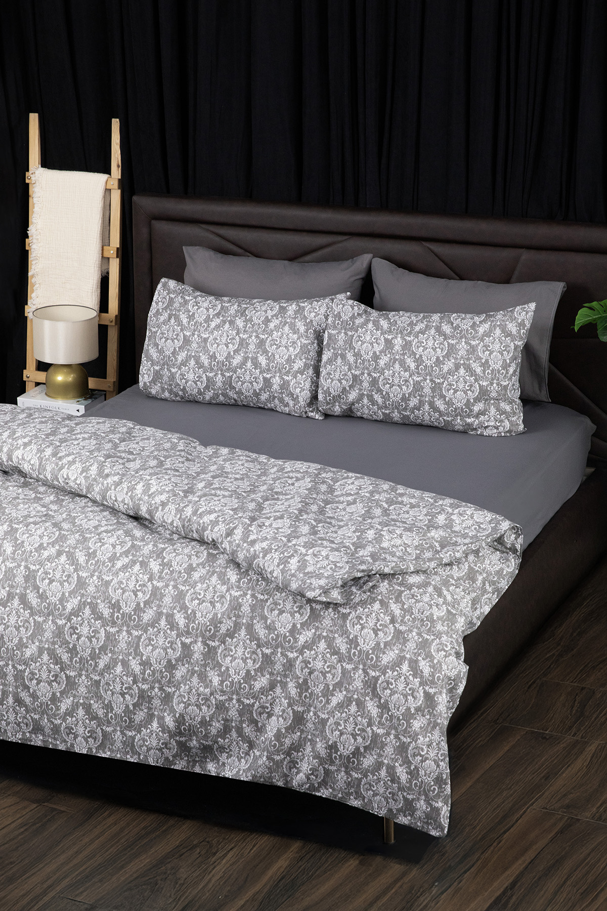 Sarmal Lastikli Çarşaflı Çift Kişilik Nevresim Takımı - Antrasit Sarmal Lastikli Çarşaflı Çift Kişilik Nevresim Takımı - Antrasit