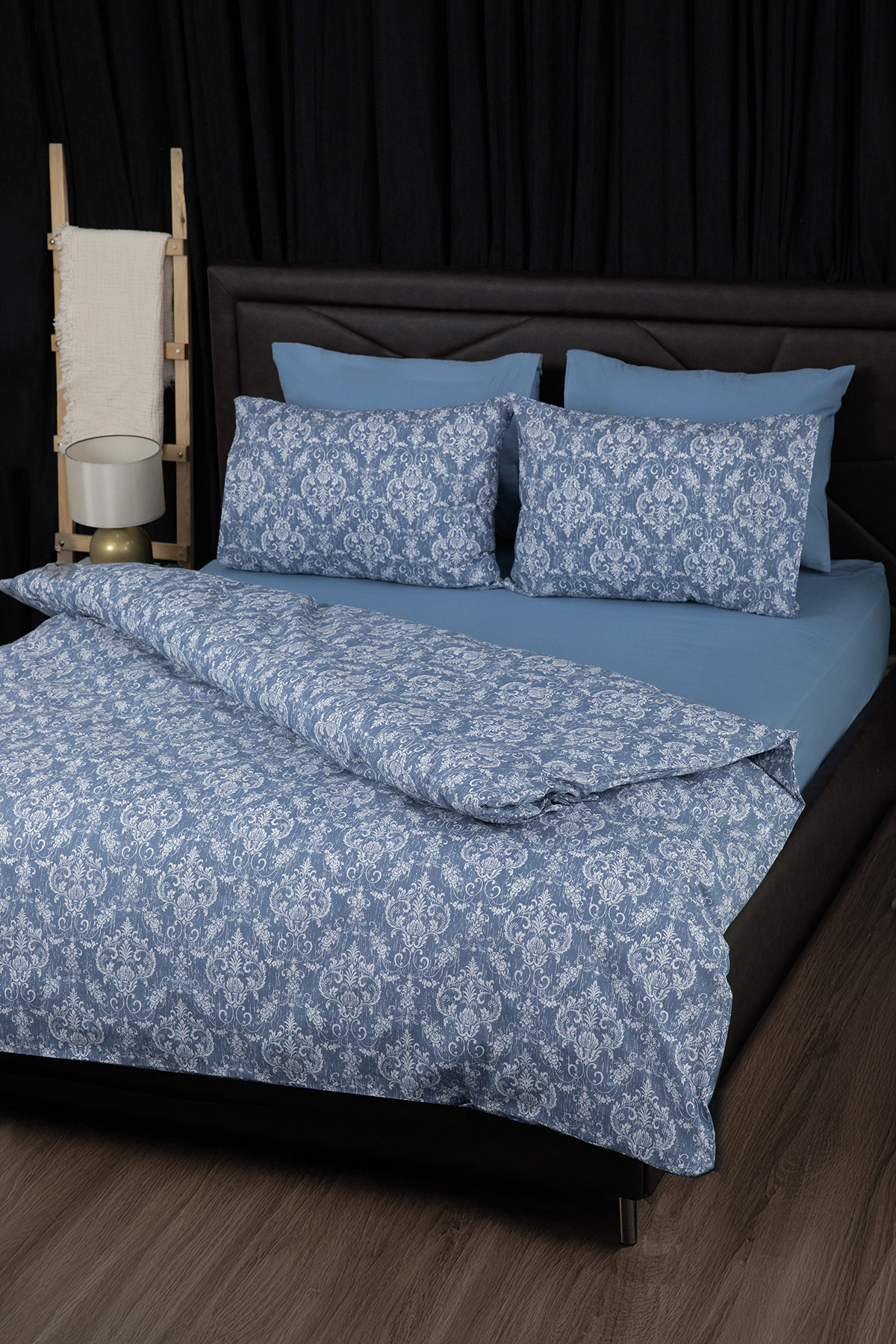 Sarmal Lastikli Çarşaflı Çift Kişilik Nevresim Takımı - Mavi Sarmal Lastikli Çarşaflı Çift Kişilik Nevresim Takımı - Mavi