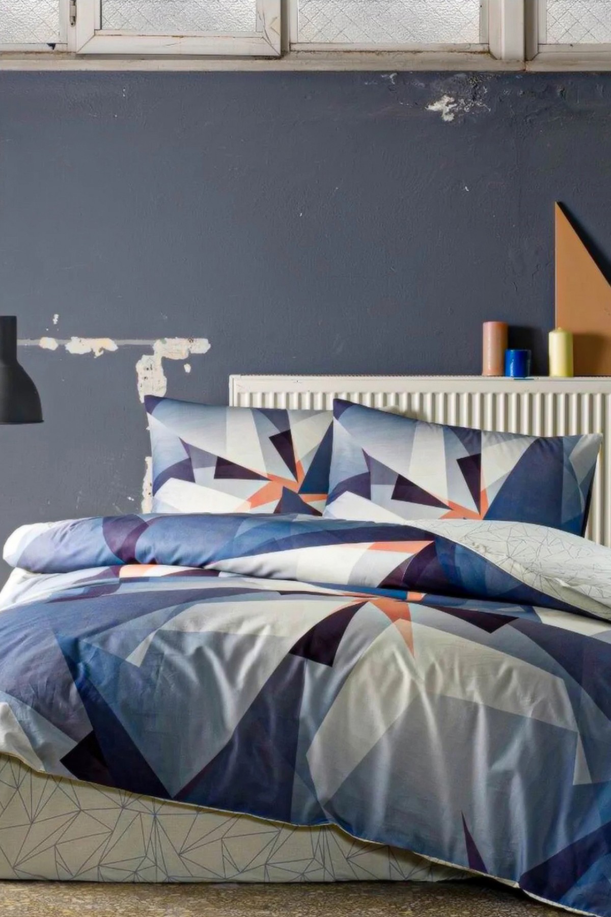 Taç Duncan Genç Modası Ranforce Çift Kişilik Nevresim Takımı - Lacivert Taç Duncan Genç Modası Ranforce Çift Kişilik Nevresim Takımı - Lacivert