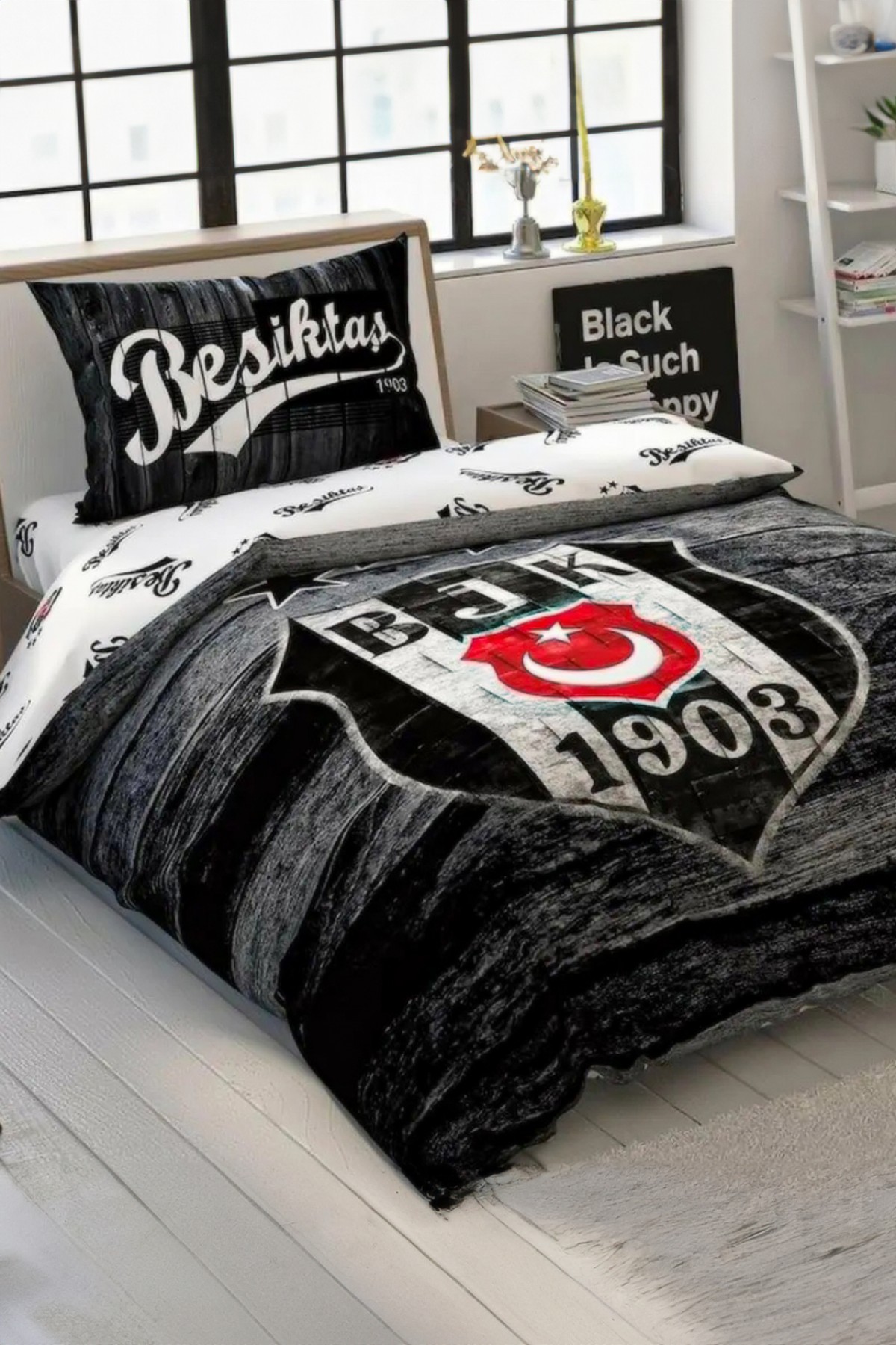 Taç Lisanslı Beşiktaş Wooden Logo Tek Kişilik Nevresim Takımı