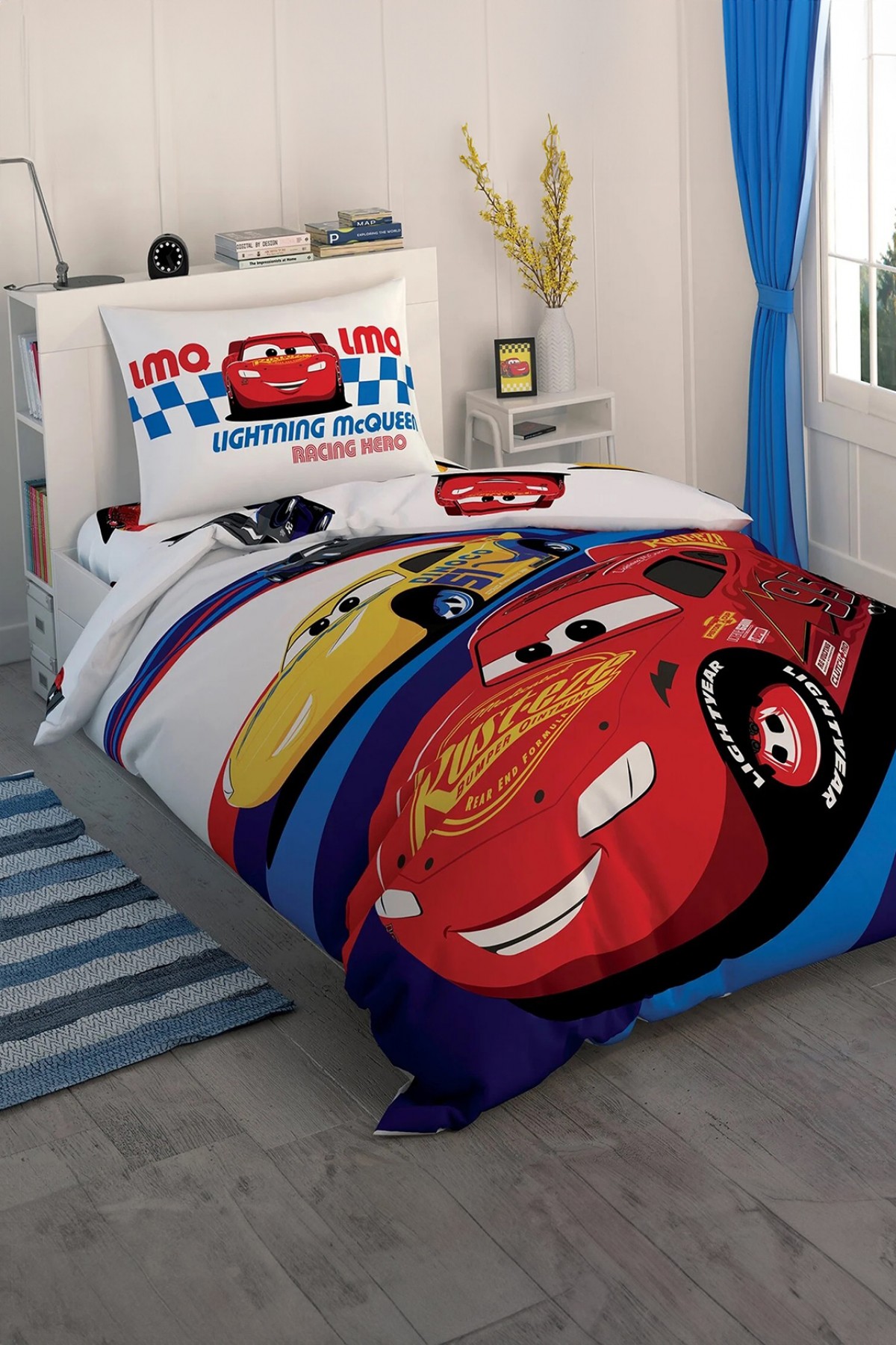 Taç Lisanslı Disney Cars Race Lisanslı Tek Kişilik Nevresim Takımı Taç Lisanslı Disney Cars Race Lisanslı Tek Kişilik Nevresim Takımı