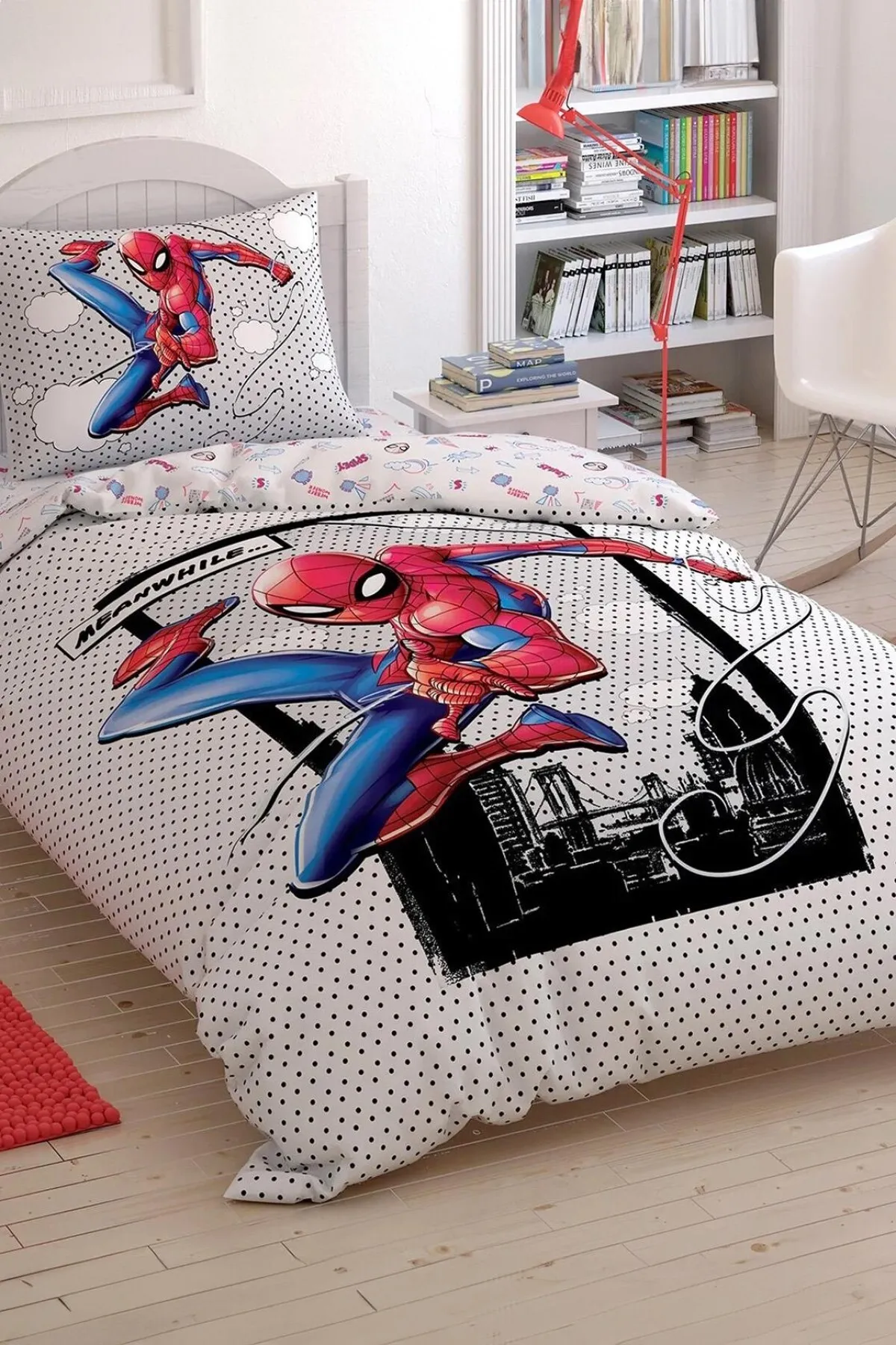 Taç Lisanslı Disney Spiderman Cloudy Lisanslı Tek Kişilik Nevresim Takımı