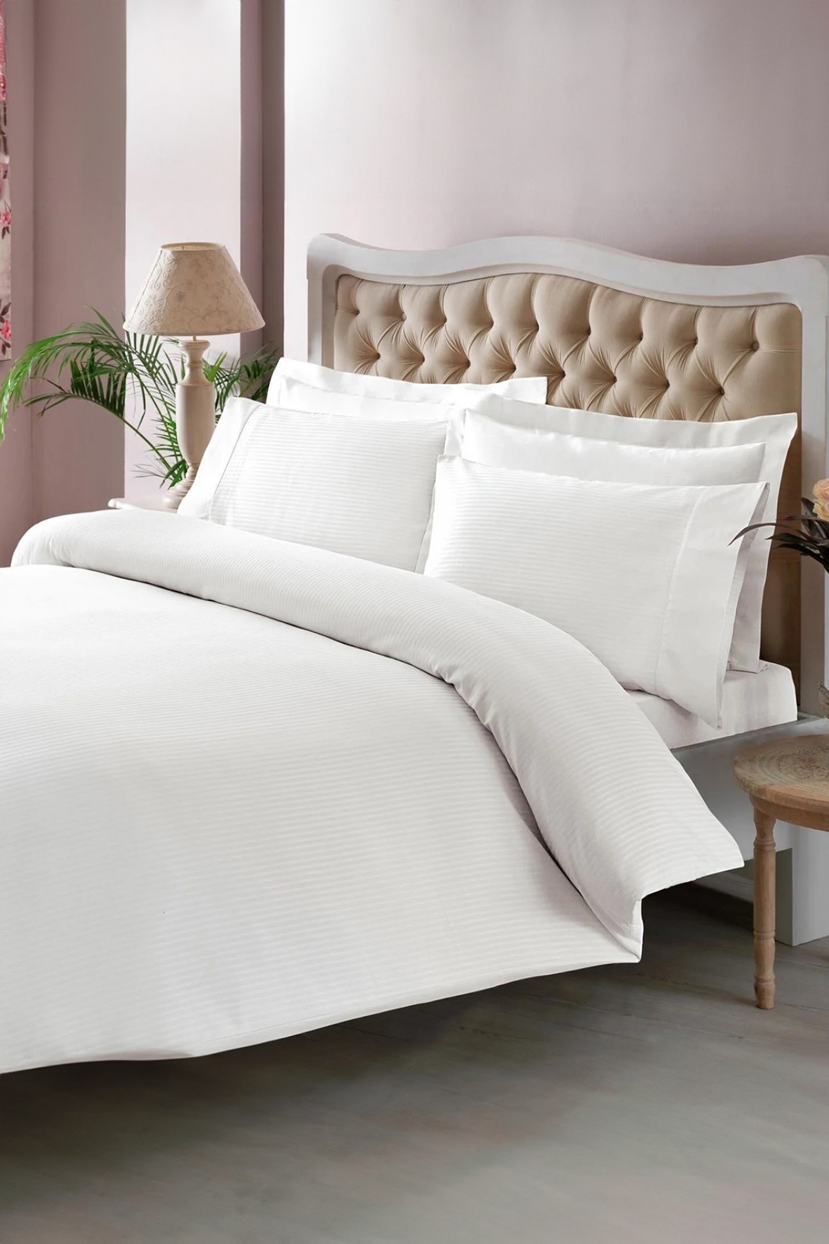 Taç Premium Basic Çift Kişilik Nevresim Takımı - Beyaz Taç Premium Basic Çift Kişilik Nevresim Takımı - Beyaz