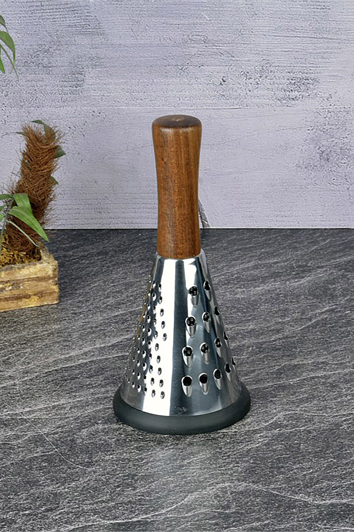 Tohana Ahşap Uzun Saplı Huni Rende - Metal Tohana Ahşap Uzun Saplı Huni Rende - Metal
