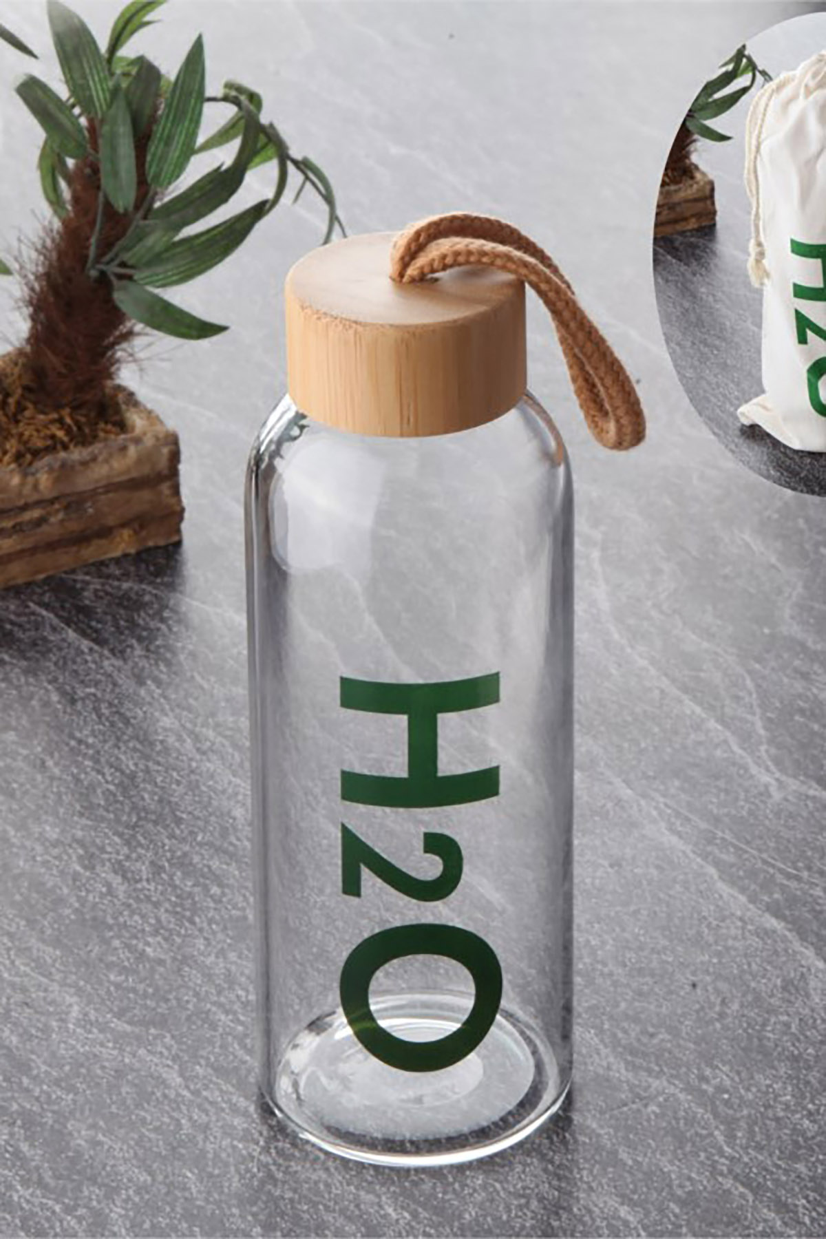 Tohana H2o Cam Matara Bambu Kapaklı 600 Ml - Yeşil Tohana H2o Cam Matara Bambu Kapaklı 600 Ml - Yeşil