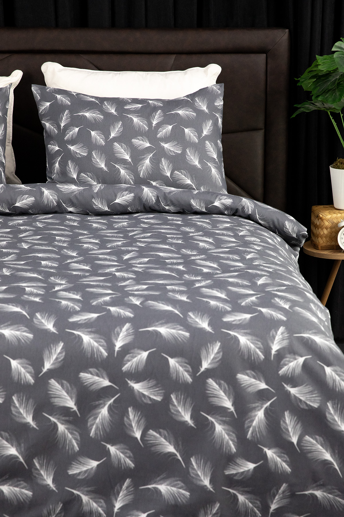 Esliva Lastikli Çarşaflı Çift Kişilik Nevresim Takımı - Antrasit Esliva Lastikli Çarşaflı Çift Kişilik Nevresim Takımı - Antrasit